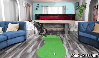 Секс в гольф клубе